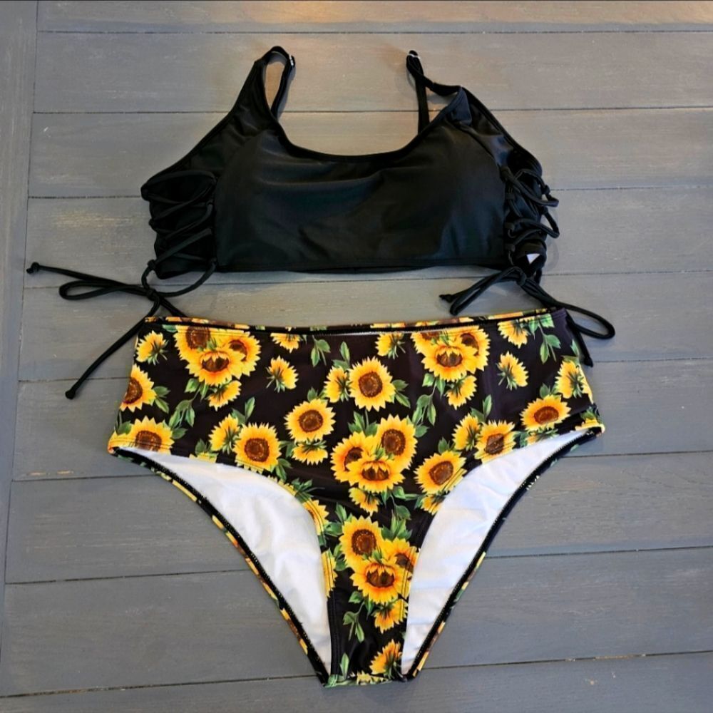Women's Black & Yellow Sunflower Print Bikini Top & Bottom Set Size 3XL